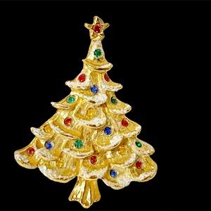 Christmas Tree Breach Pin Rhinestones And Snow On Boughs Goldtone